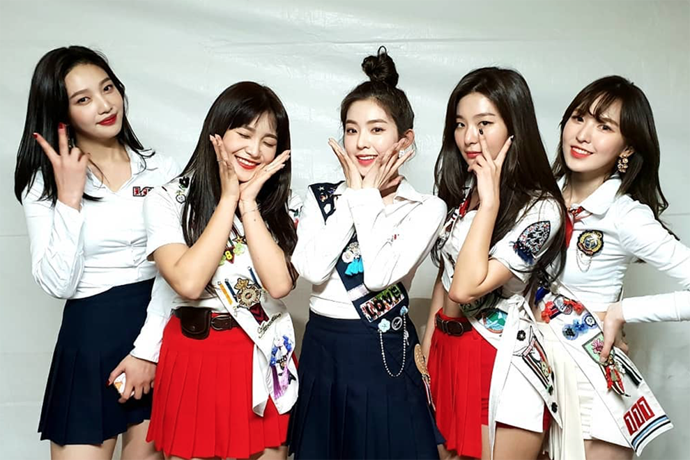 Японско-корейский скандал продолжается: чем провинилась группа Red Velvet?