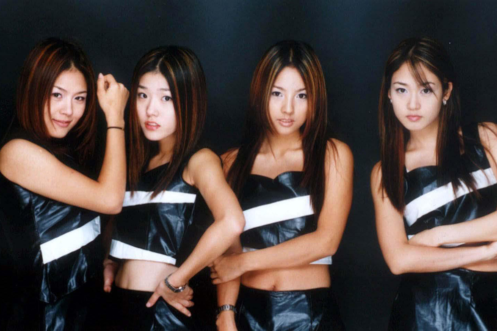 Гёрл-группа 1998 года Fin.K.L фанатеет по BTS