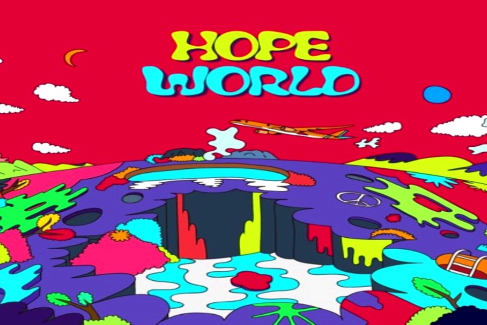 Песня «Hope World» возглавила музыкальный чарт