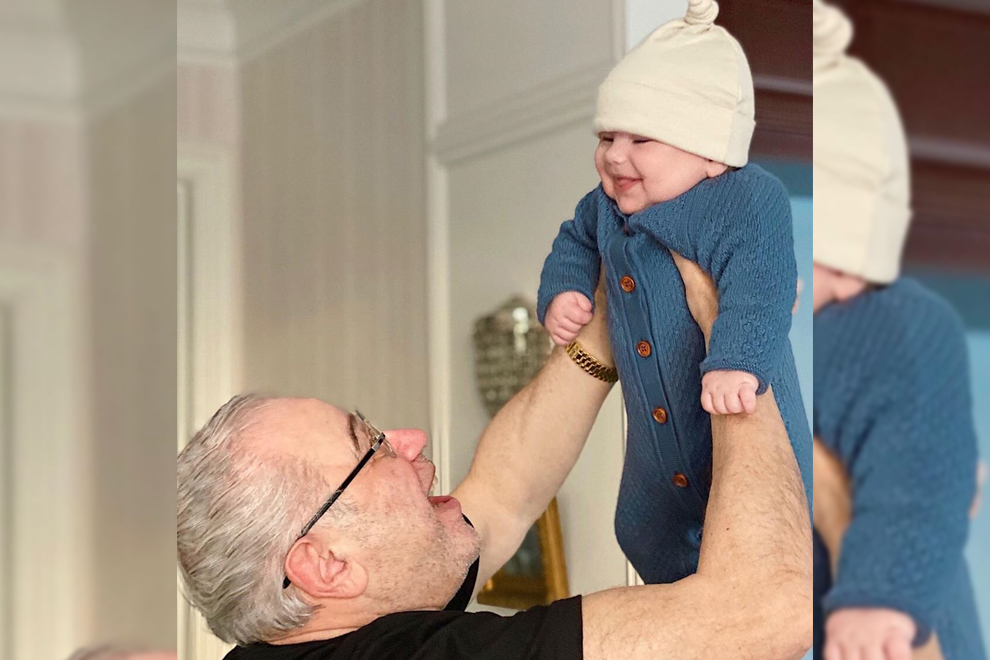 78-летний Петросян стал отцом во второй раз. Девочка или мальчик?