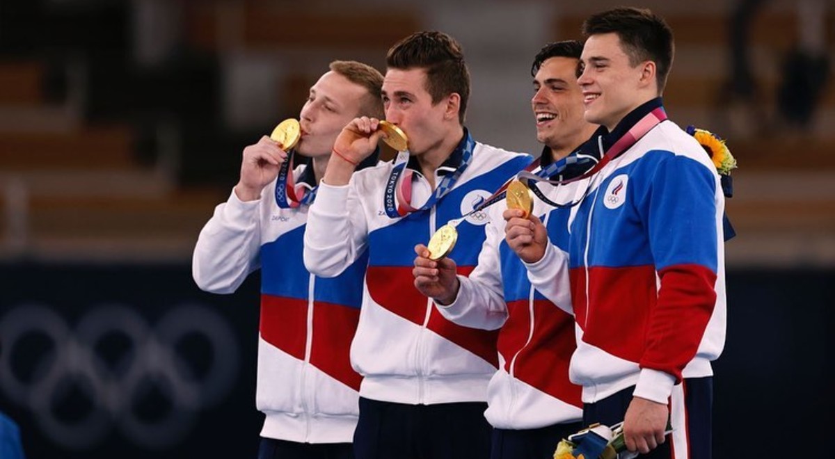 Нечестная победа! Японцы устроили скандал из-за золота России в командном соревновании по гимнастике