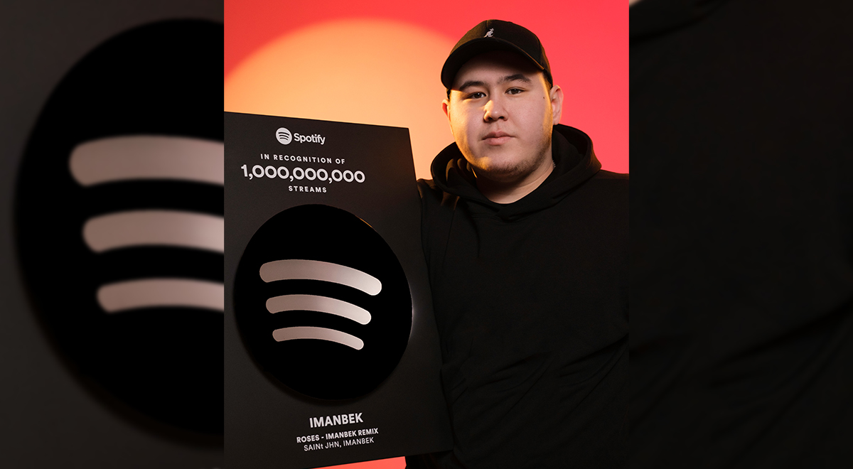 Imanbek получил награду Spotify за миллиард прослушиваний