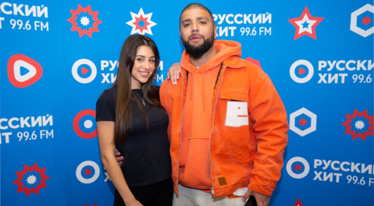 Артём Качер и Александра Эванс дали первое совместное интервью в «Пришли-разбудили шоу» на радио «Русский хит»