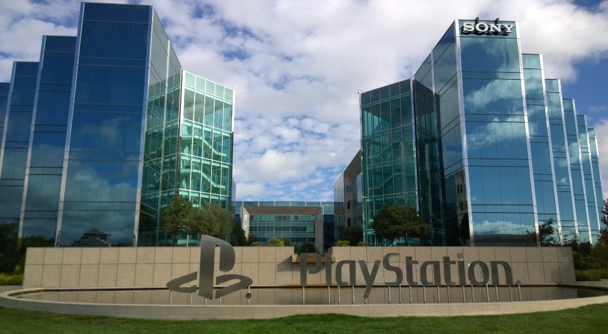 Sony Interactive Entertainment прекращает работу с Россией