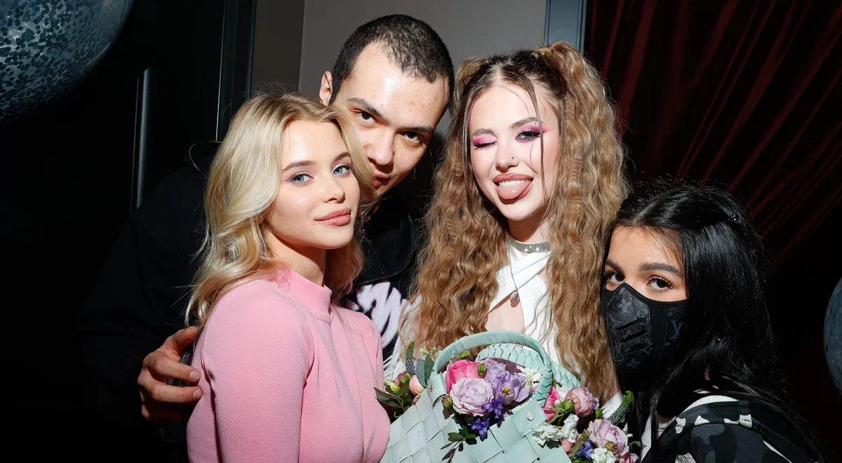 19 апреля в Москве прошла вечеринка в честь 22-летия популярного блогера, Барби русского тиктока — Дианы Астер