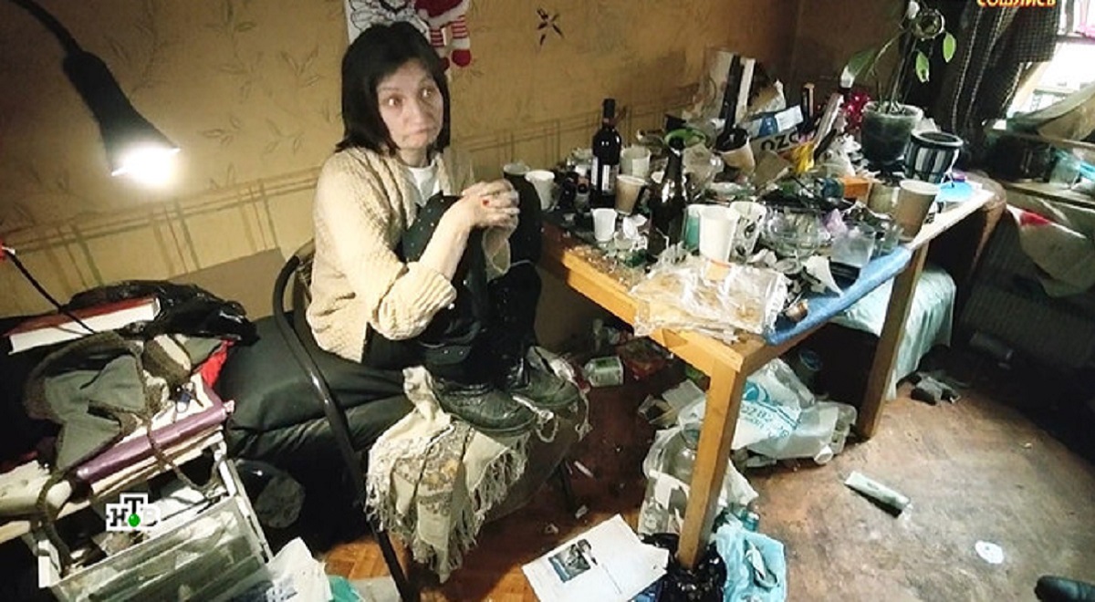 Четвертая жена Ефремова превратила квартиру в бомжатник с тараканами
