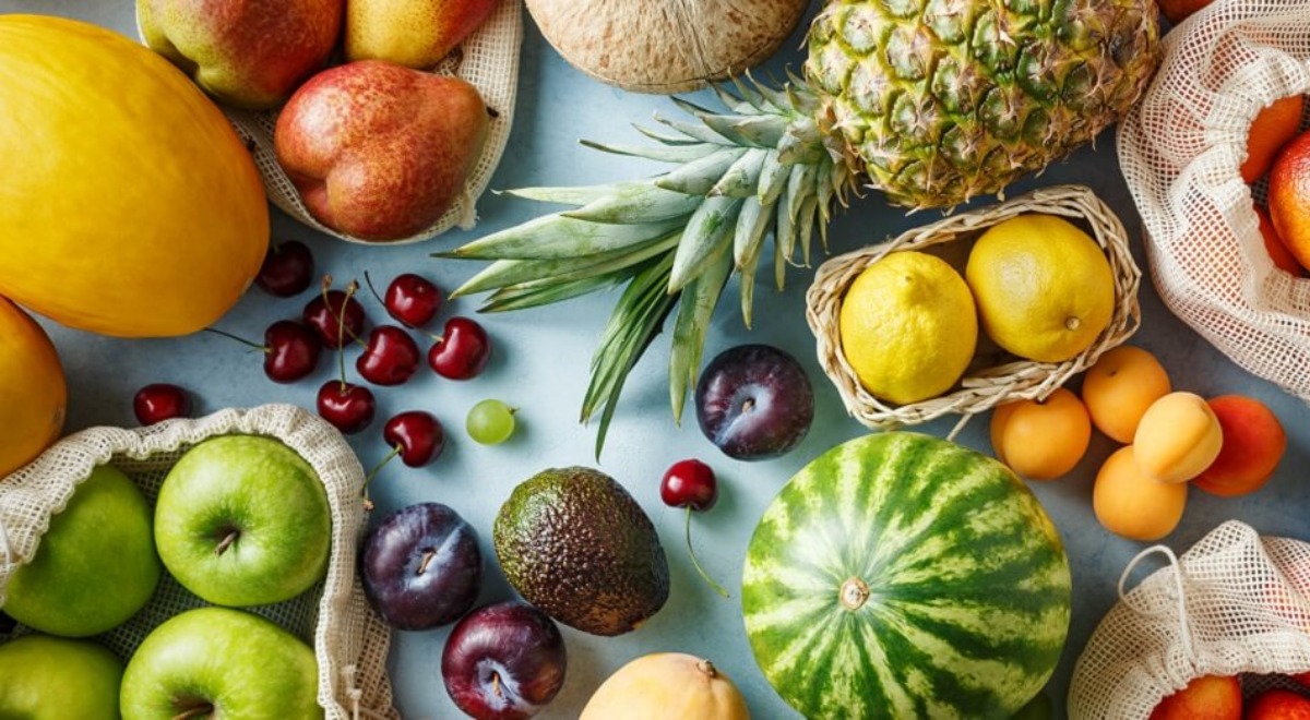 «Опасно для жизни» — топ-5 фруктов, которые опасно покупать весной