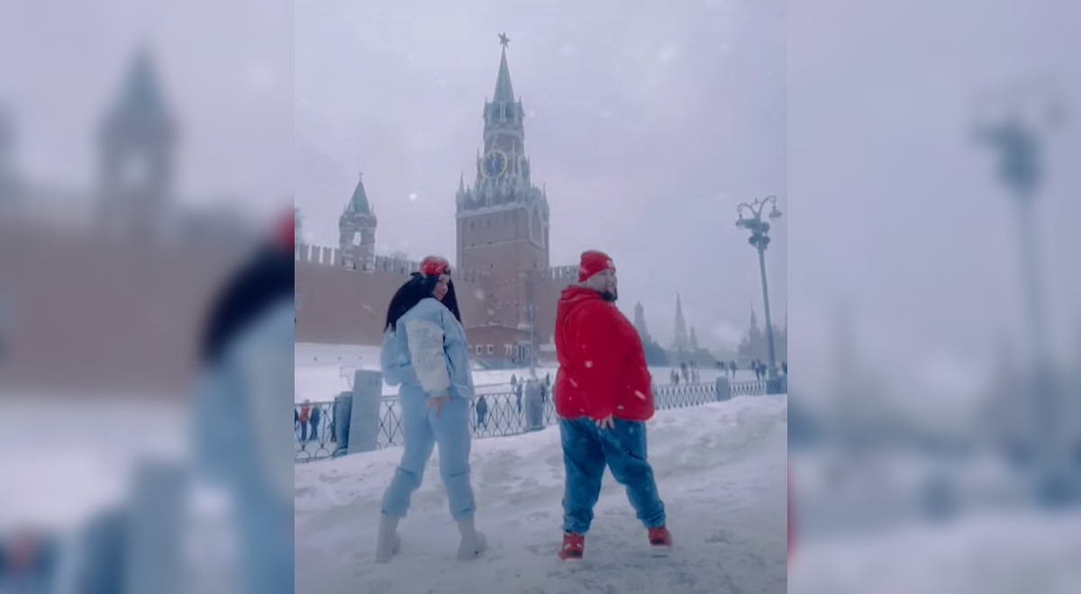 Бьянка и Пухлях потрясли булочками на фоне московского Кремля