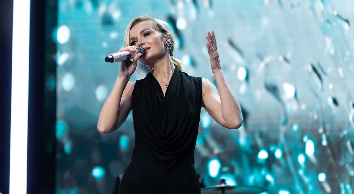 «Не заработала ни копейки»: Полина Гагарина объявила, что приостанавливает концертную деятельность