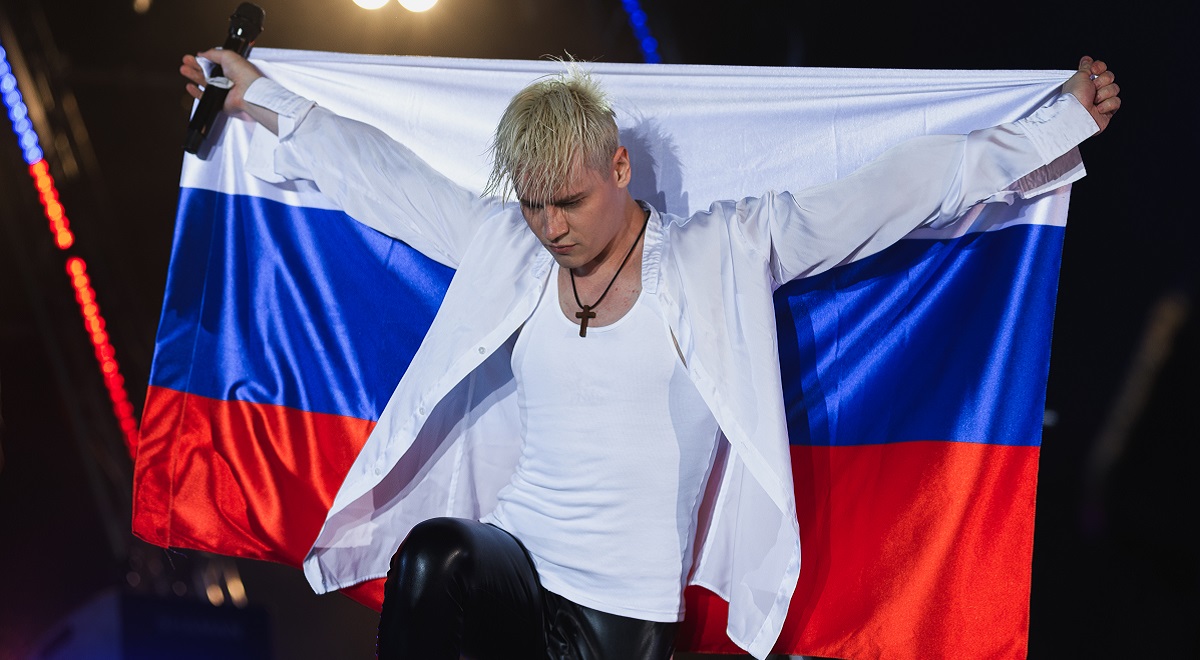 «Людей, переживших такое, невозможно обмануть»: SHAMAN рассказал о своём концерте на Донбассе