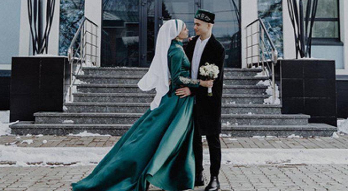 Эксклюзивные кадры со свадьбы Рузиля Минекаева и жены Азизы